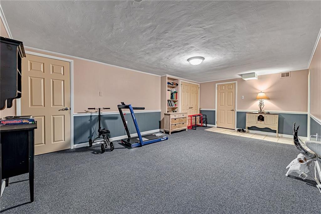 117 Johnston Road Pittsburgh, PA 15241 - Photo 21 of 25 Gallery Image 21