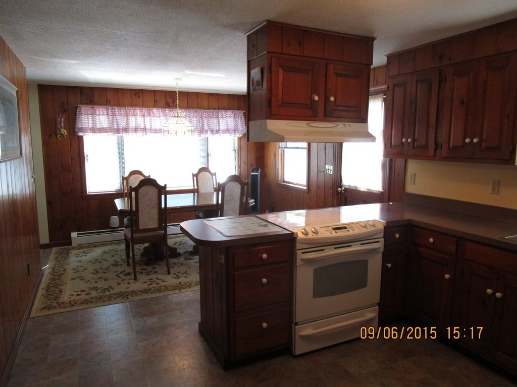 77 Old Amesbury Line Road Haverhill, MA 01830 - Photo 4 of 28 Gallery Image 4