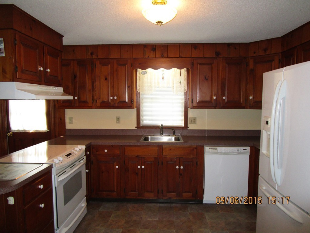 77 Old Amesbury Line Road Haverhill, MA 01830 - Photo 5 of 28 Gallery Image 5