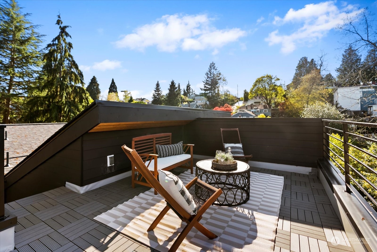 346 Northeast 55th Street, Unit C Seattle, WA 98105 - Photo 26 of 37