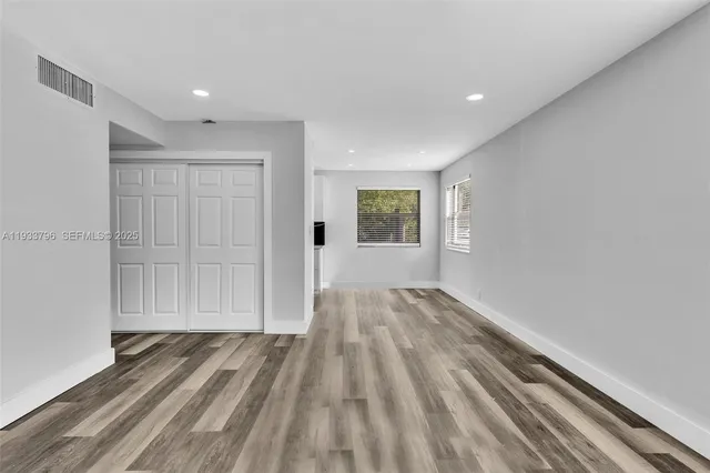 $2,200 | 329 Southwest 1st Court, Unit 1, Pompano Beach, FL 33060