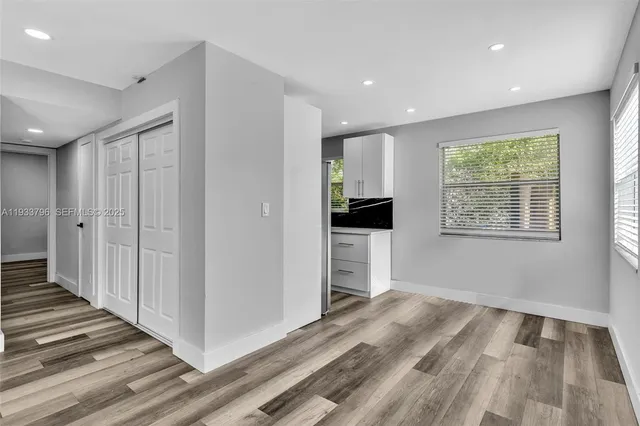 $2,200 | 329 Southwest 1st Court, Unit 1, Pompano Beach, FL 33060