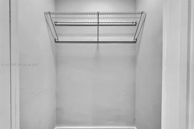 $2,200 | 329 Southwest 1st Court, Unit 1, Pompano Beach, FL 33060