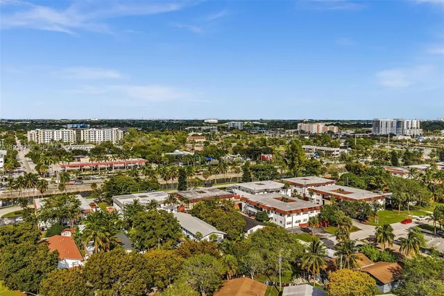 $2,200 | 329 Southwest 1st Court, Unit 1, Pompano Beach, FL 33060