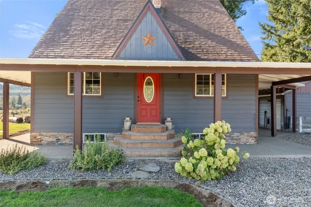 $575,000 | 3356 Highway 508, Onalaska, WA 98570