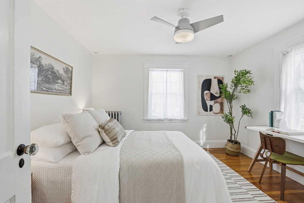 77 Lynde Street Melrose, MA 02176 - Photo 19 of 36