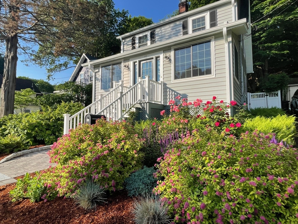 77 Lynde Street Melrose, MA 02176 - Photo 27 of 36