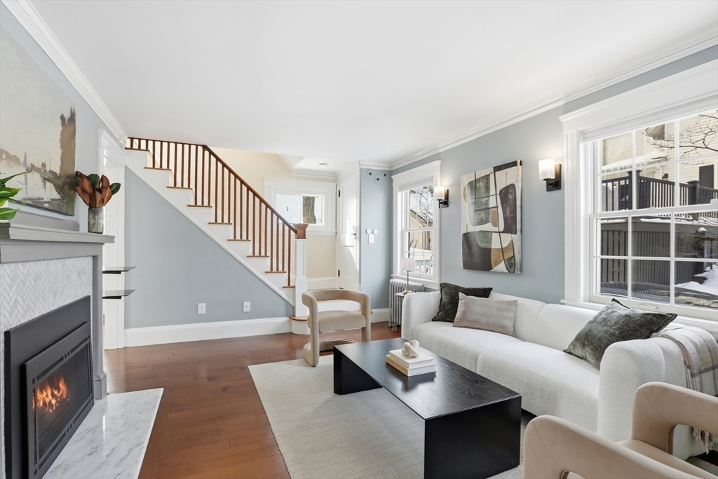 77 Lynde Street Melrose, MA 02176 - Photo 5 of 36