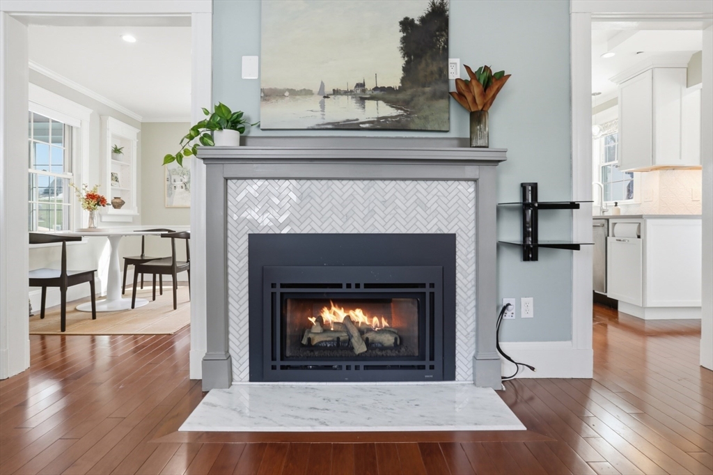 77 Lynde Street Melrose, MA 02176 - Photo 6 of 36