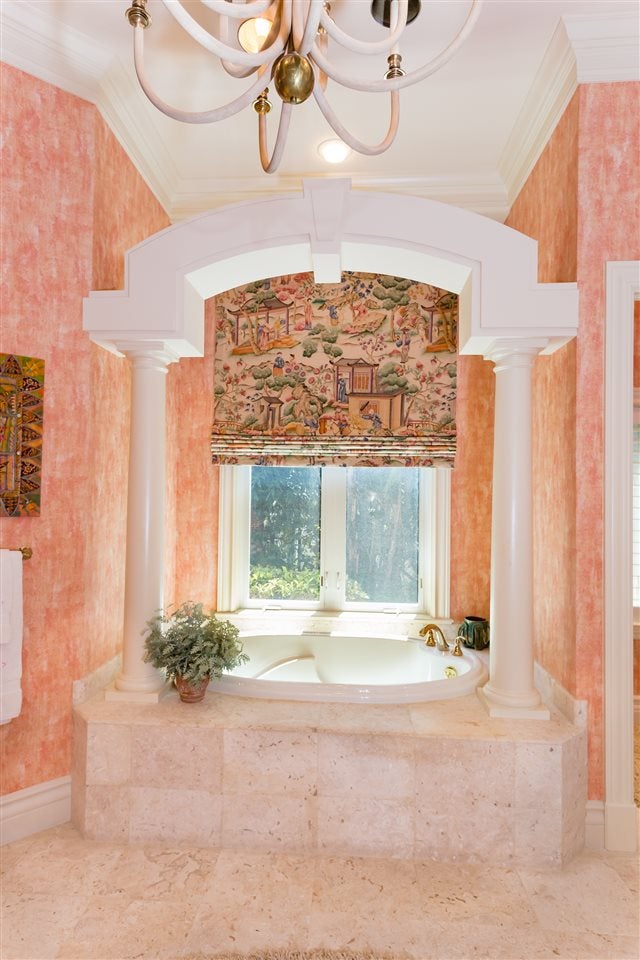 2414 Wulfert Road Sanibel, FL 33957 - Photo 24 of 36 Gallery Image 24