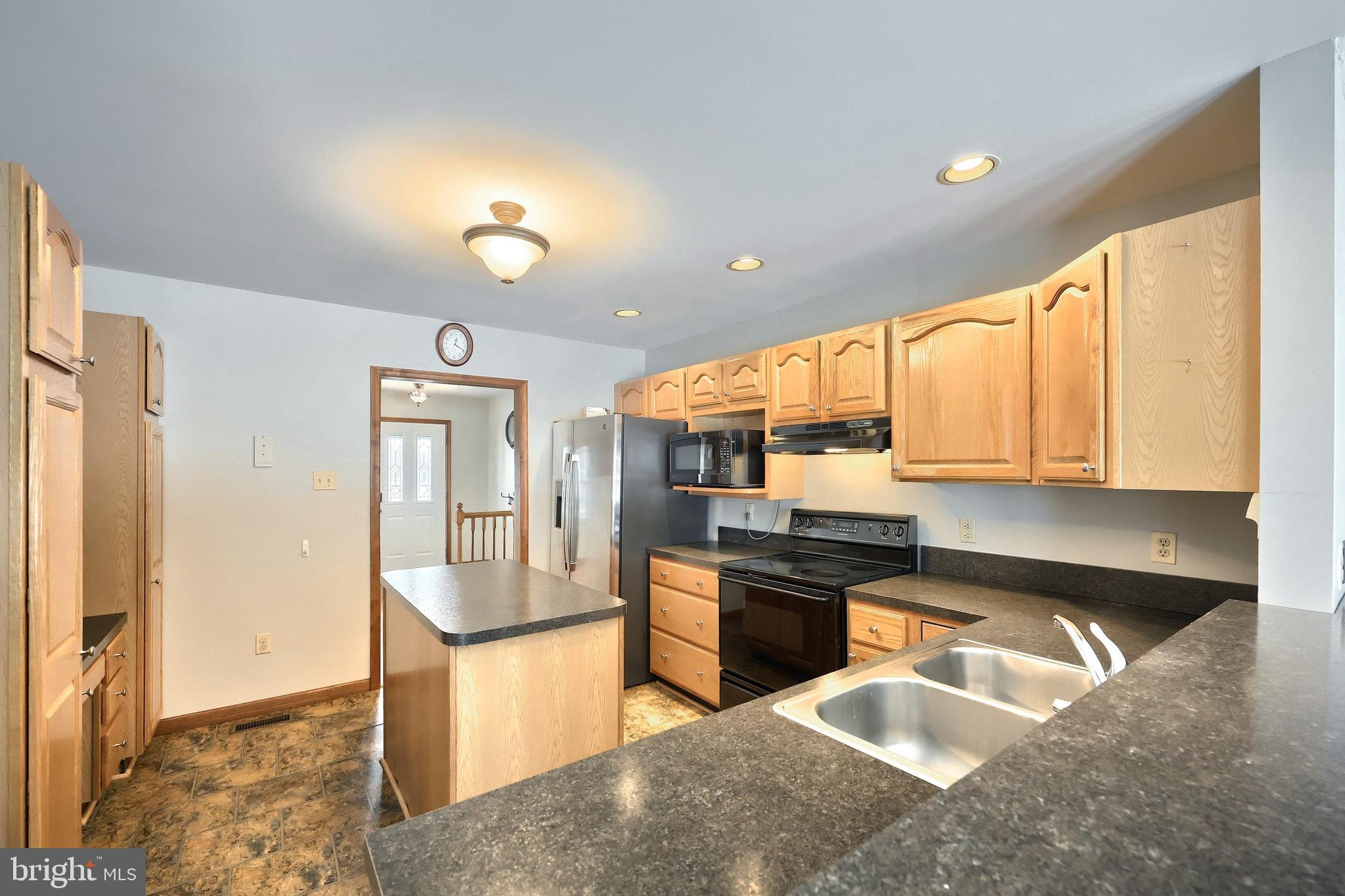 13525 Center Road Stewartstown, PA 17363 - Photo 16 of 59