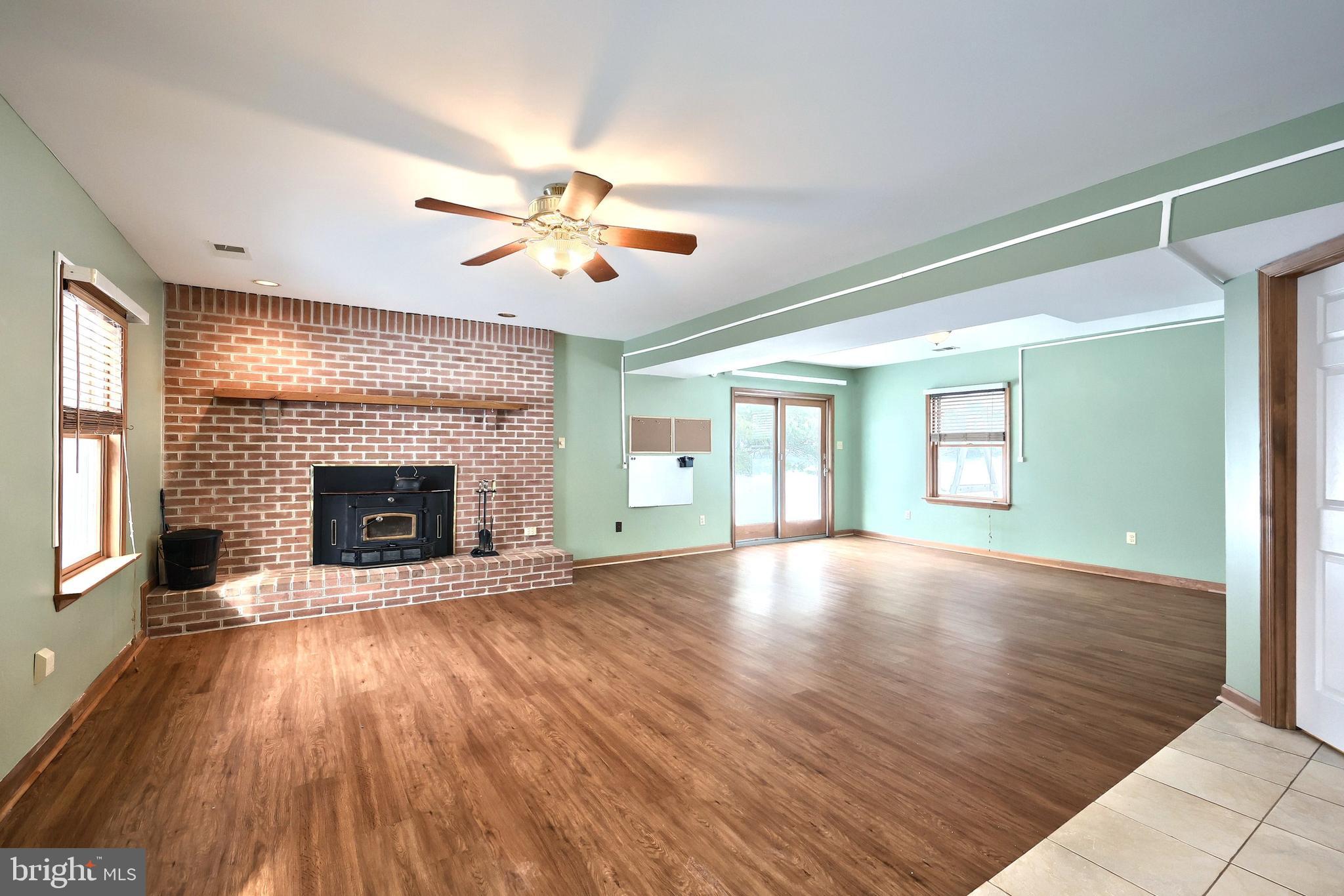 13525 Center Road Stewartstown, PA 17363 - Photo 25 of 59 Large lower level family room