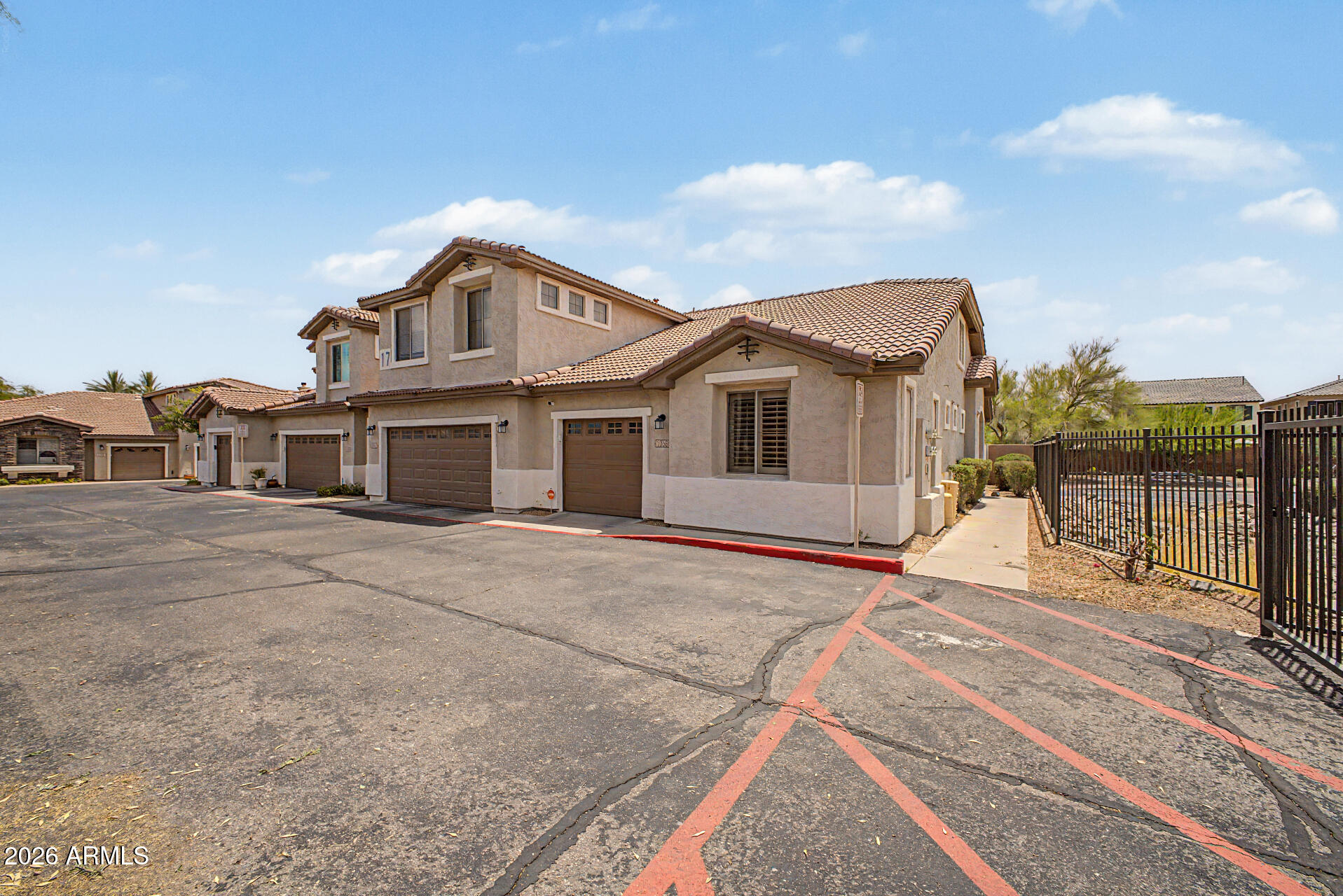 1024 East Frye Road, Unit 1056 Phoenix, AZ 85048 - Photo 4 of 37 4 - Frye
