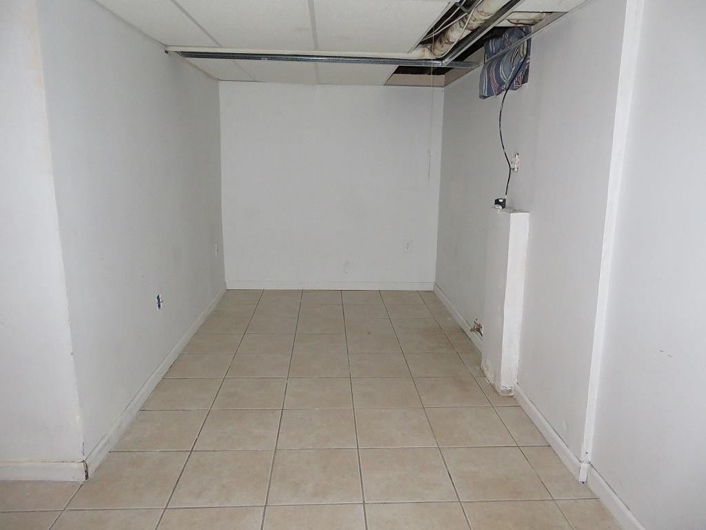 38 Upland Street Springfield, MA 01104 - Photo 28 of 29 Gallery Image 28