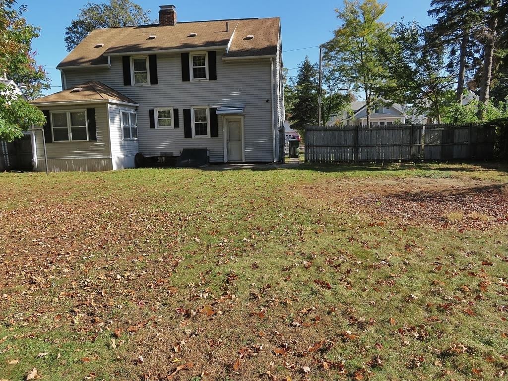 38 Upland Street Springfield, MA 01104 - Photo 3 of 29 Gallery Image 3