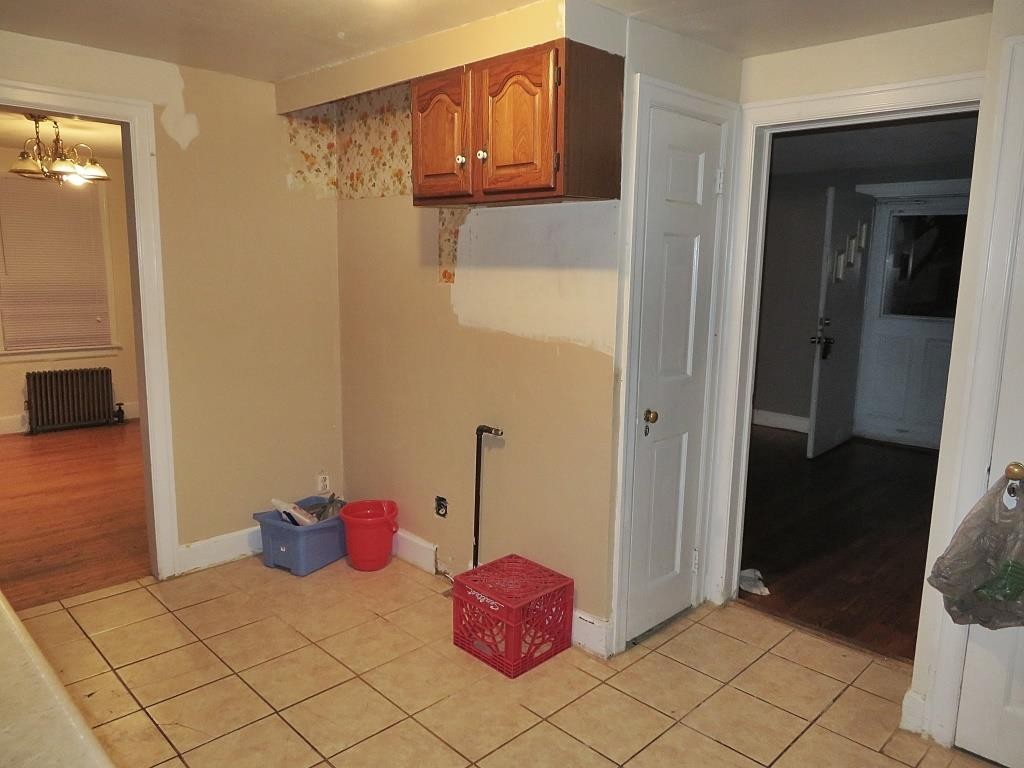 38 Upland Street Springfield, MA 01104 - Photo 8 of 29 Gallery Image 8