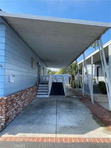 a view of a outdoor space