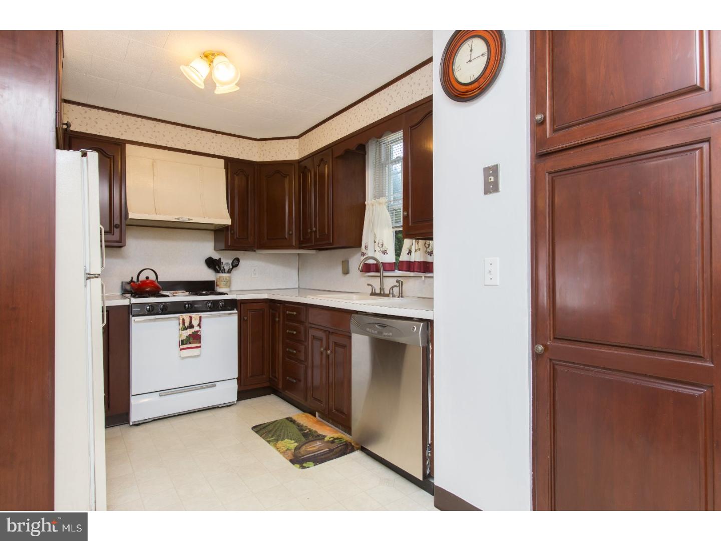 229 Fairview Road Springfield, PA 19064 - Photo 8 of 21 Kitchen