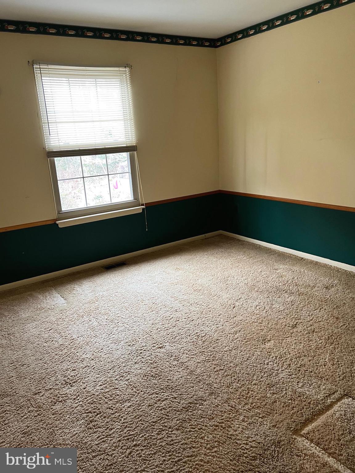 1815 Forest Drive Williamstown, NJ 08094 - Photo 15 of 20 3rd Bedroom