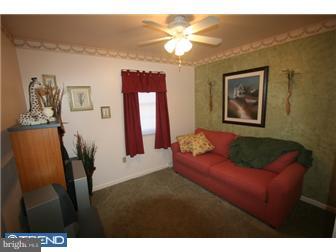 2920 Harbor Drive Reading, PA 19608 - Photo 9 of 12 Gallery Image 9