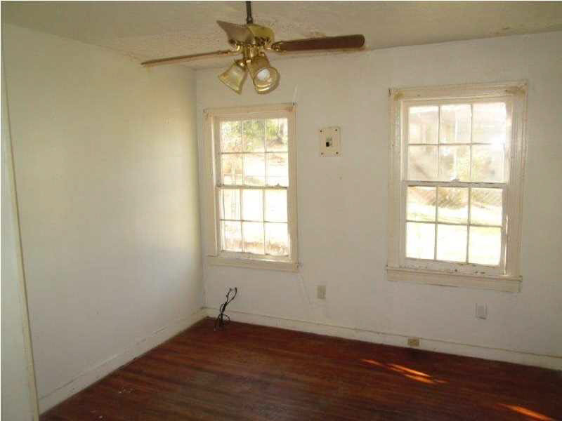 5103 Sharp Street Jackson, MS 39209 - Photo 4 of 10 Photo 4