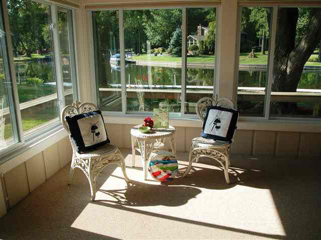 8203 East North Road Syracuse, IN 46567 - Photo 5 of 9 Gallery Image 5