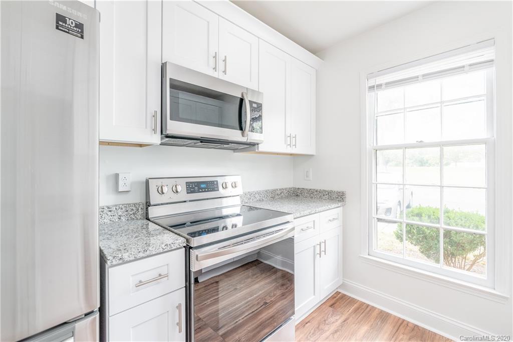 8426 Knights Bridge Road Charlotte, NC 28210 - Photo 5 of 12 Gallery Image 5