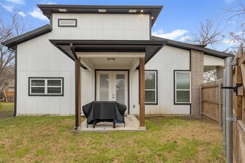 $735,000 | 3307 Mission Street, Fort Worth, TX 76109