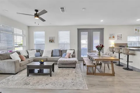 $735,000 | 3307 Mission Street, Fort Worth, TX 76109