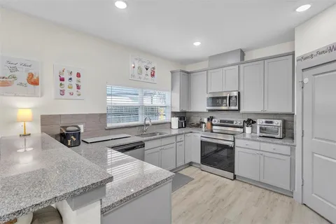 $735,000 | 3307 Mission Street, Fort Worth, TX 76109