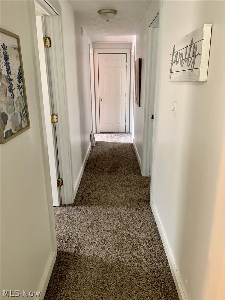 484 West Wilbeth Road Akron, OH 44314 - Photo 26 of 31