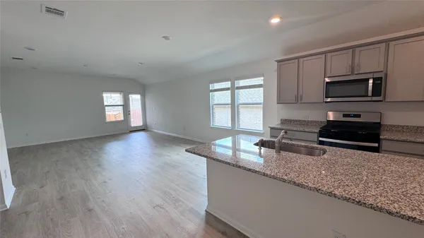 $2,095 | 2836 Owl Head Drive, Leander, TX 78641