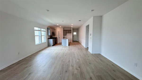 $2,095 | 2836 Owl Head Drive, Leander, TX 78641