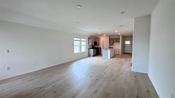 $2,095 | 2836 Owl Head Drive, Leander, TX 78641