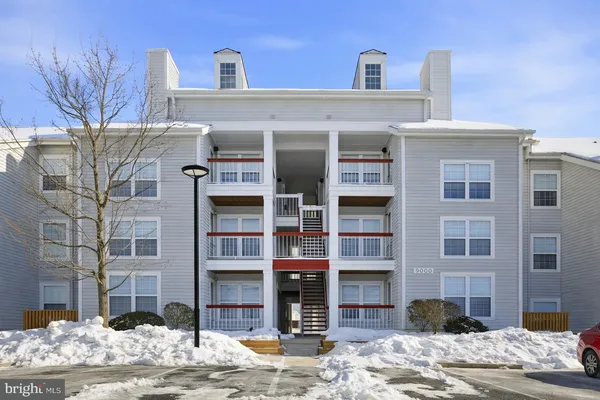 $215,000 | 9900 Boysenberry Way, Unit 2684, Gaithersburg, MD 20879