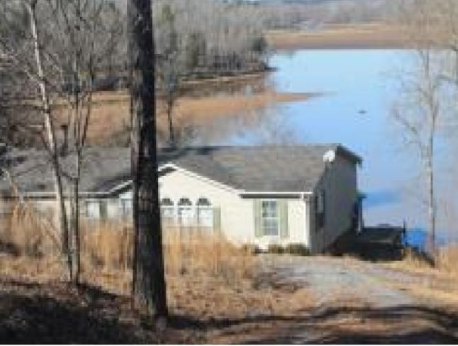 1806 Ridge Road Hodges, SC 29653 - Photo 2 of 2