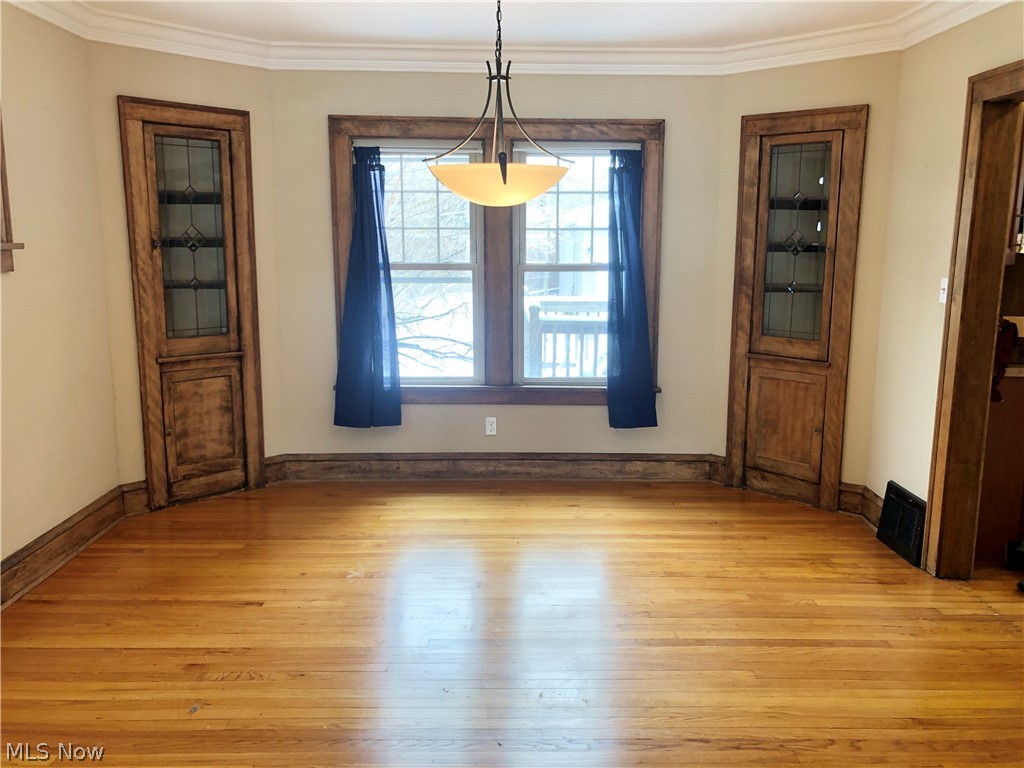 2103 Hampstead Road Cleveland Heights, OH 44118 - Photo 10 of 28