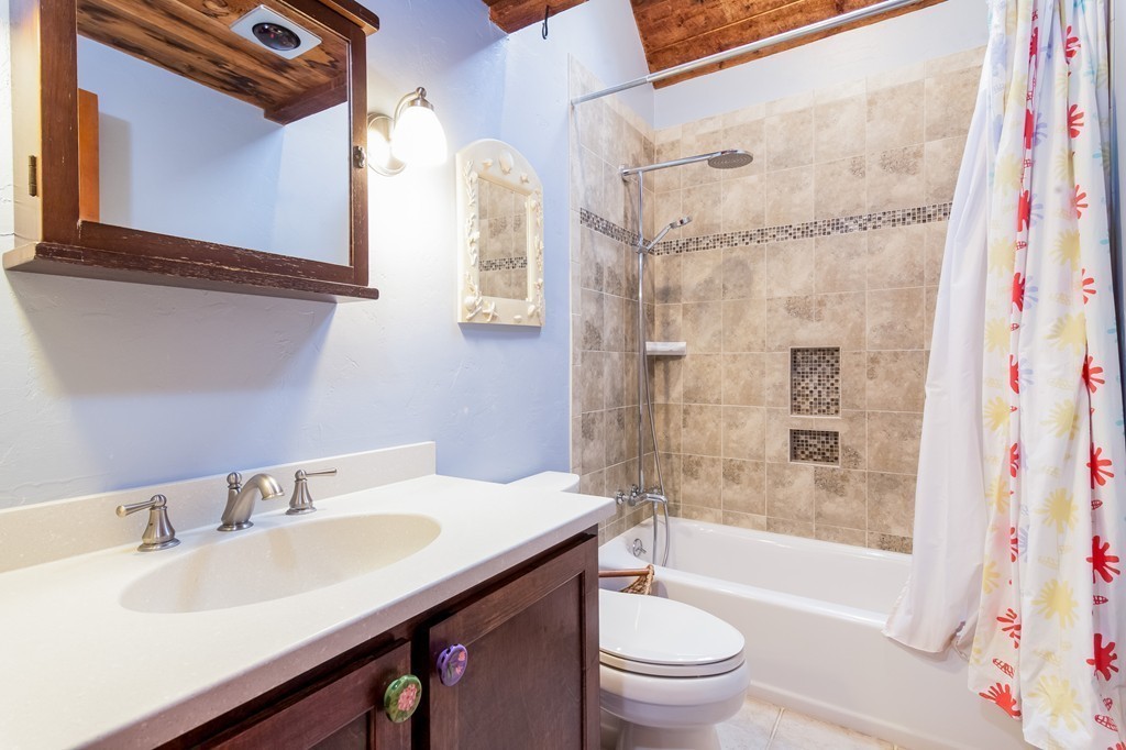 21 Cross Road Boxford, MA 01921 - Photo 12 of 30 Gallery Image 12