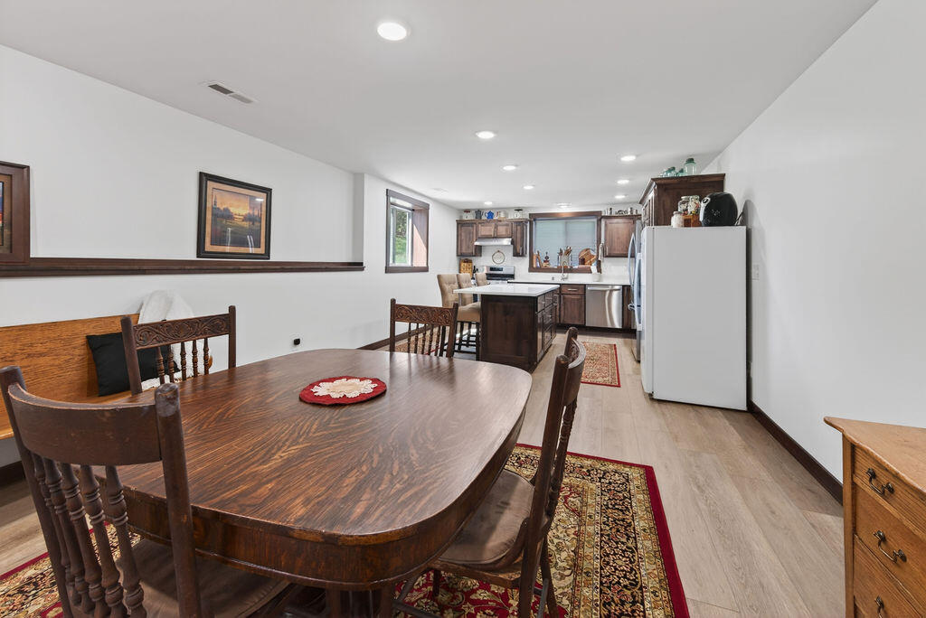 2720 Beyer Road Holmen, WI 54650 - Photo 32 of 56 Lower dining area