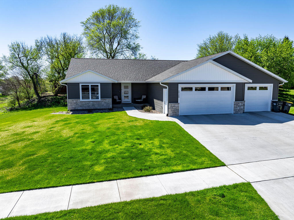 2720 Beyer Road Holmen, WI 54650 - Photo 48 of 56 Front view