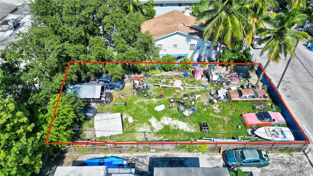 $800,000 | 428 Northwest 10th Avenue, Miami, FL 33128