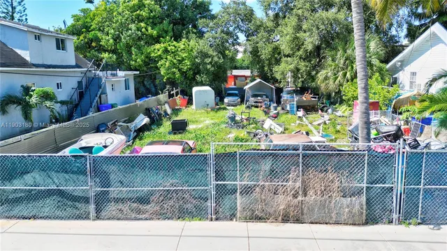 $800,000 | 428 Northwest 10th Avenue, Miami, FL 33128