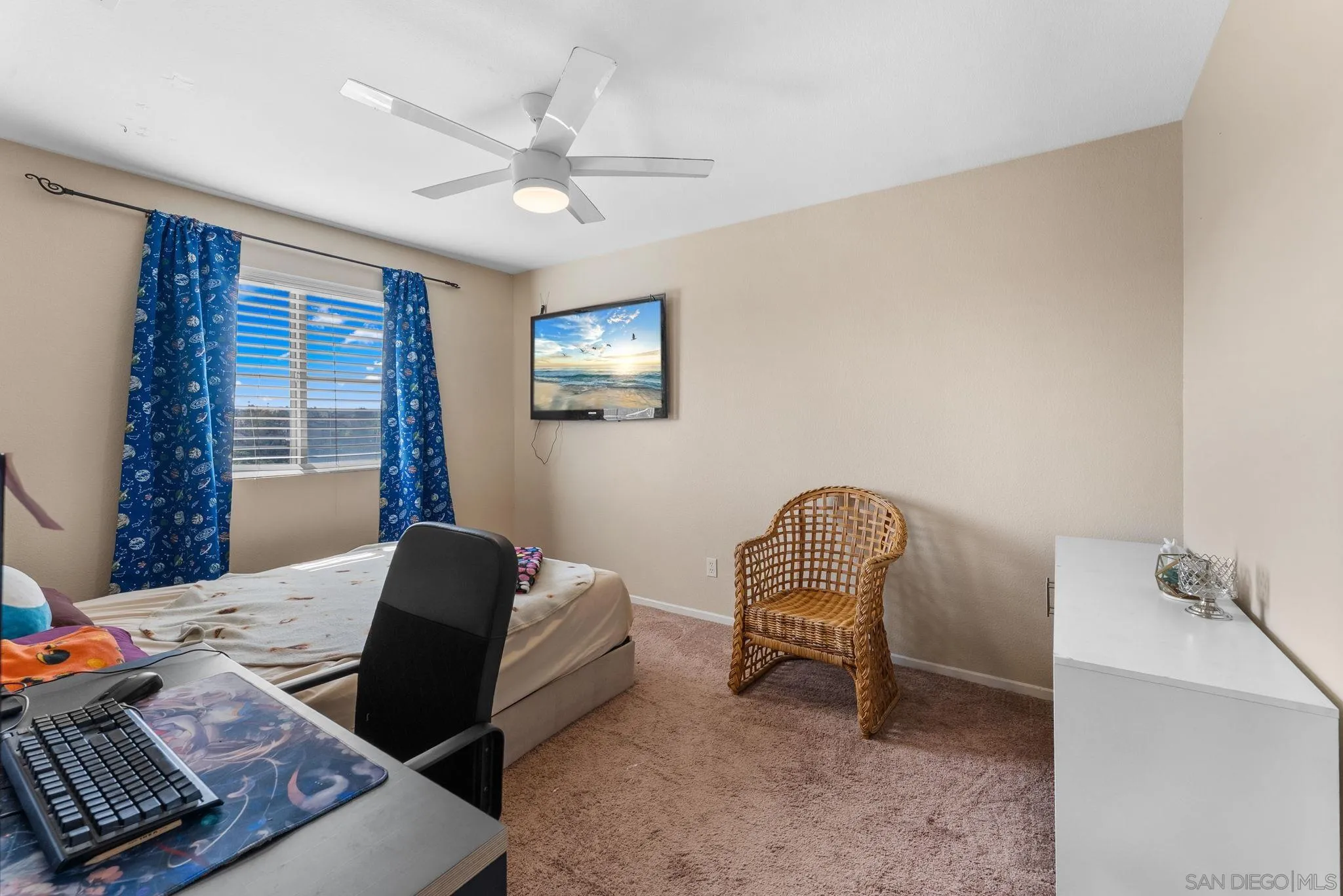 1924 Geyserville Street Chula Vista, CA 91913 - Photo 20 of 37 a living room with furniture and a window