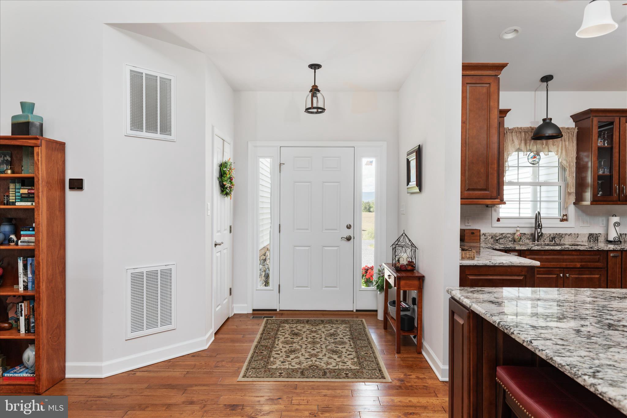 1915 Polk Road Edinburg, VA 22824 - Photo 5 of 83 Inviting Entryway