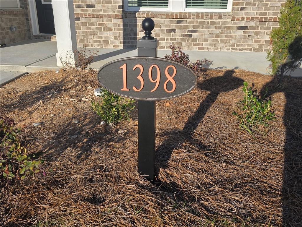 1398 High Fls Lane Grayson, GA 30017 - Photo 2 of 52