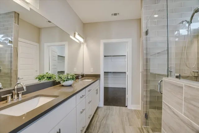 $585,000 | 7125 Boyle Drive, Austin, TX 78724