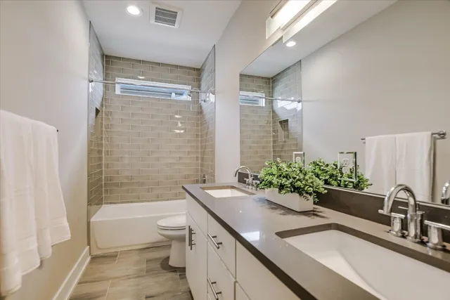 $585,000 | 7125 Boyle Drive, Austin, TX 78724