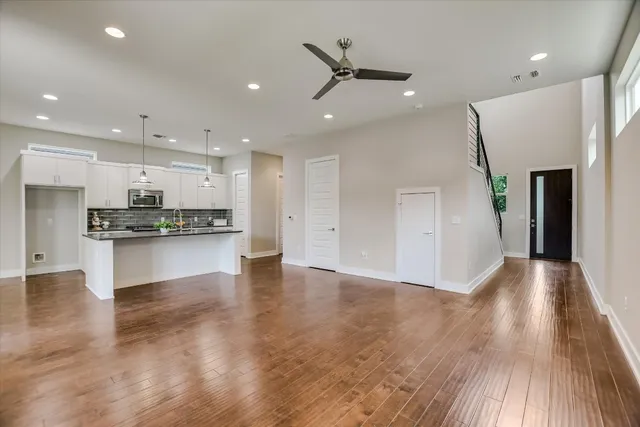 $585,000 | 7125 Boyle Drive, Austin, TX 78724