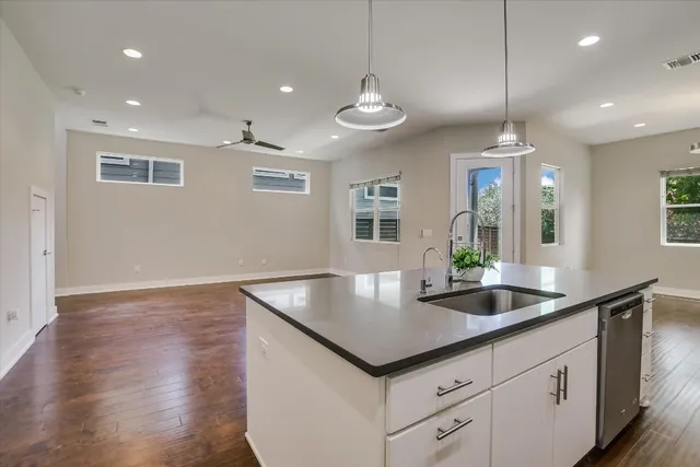 $585,000 | 7125 Boyle Drive, Austin, TX 78724