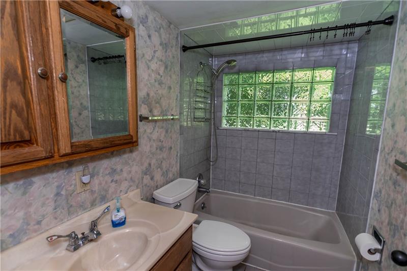 418 Flatwoods Road Vanderbilt, PA 15486 - Photo 10 of 25